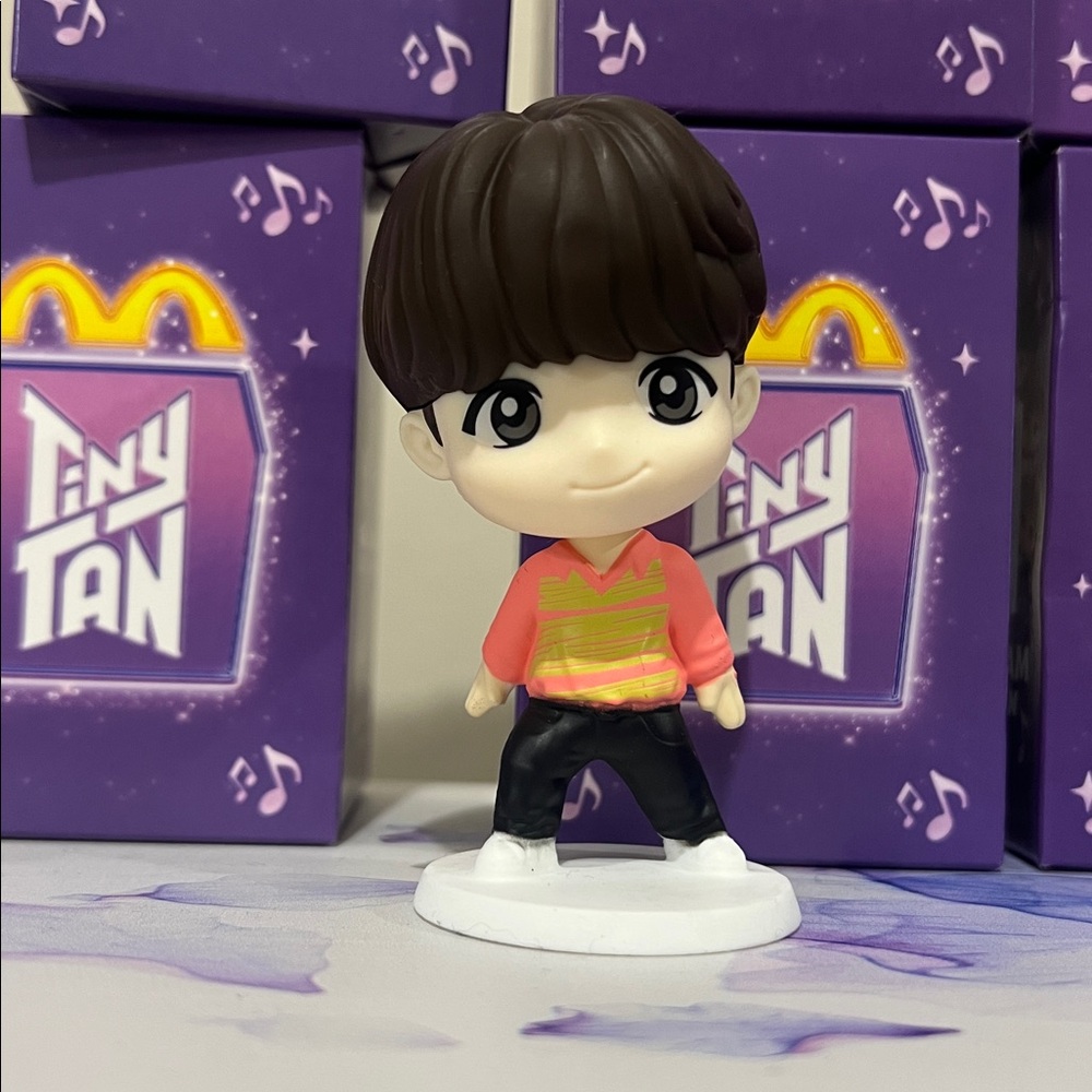 TinyTAN Figure Suga